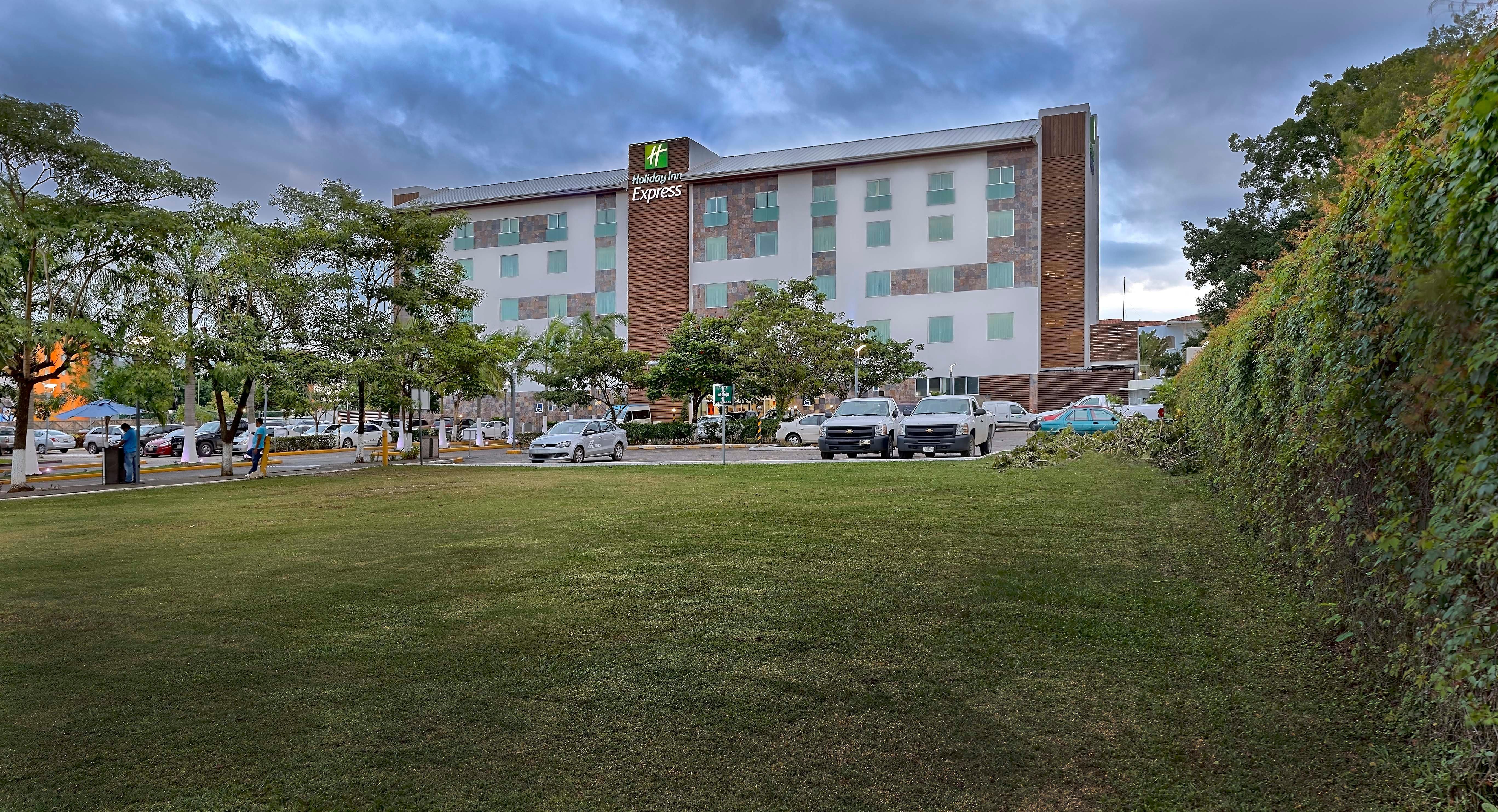 Holiday Inn Express Villahermosa By Ihg Экстерьер фото
