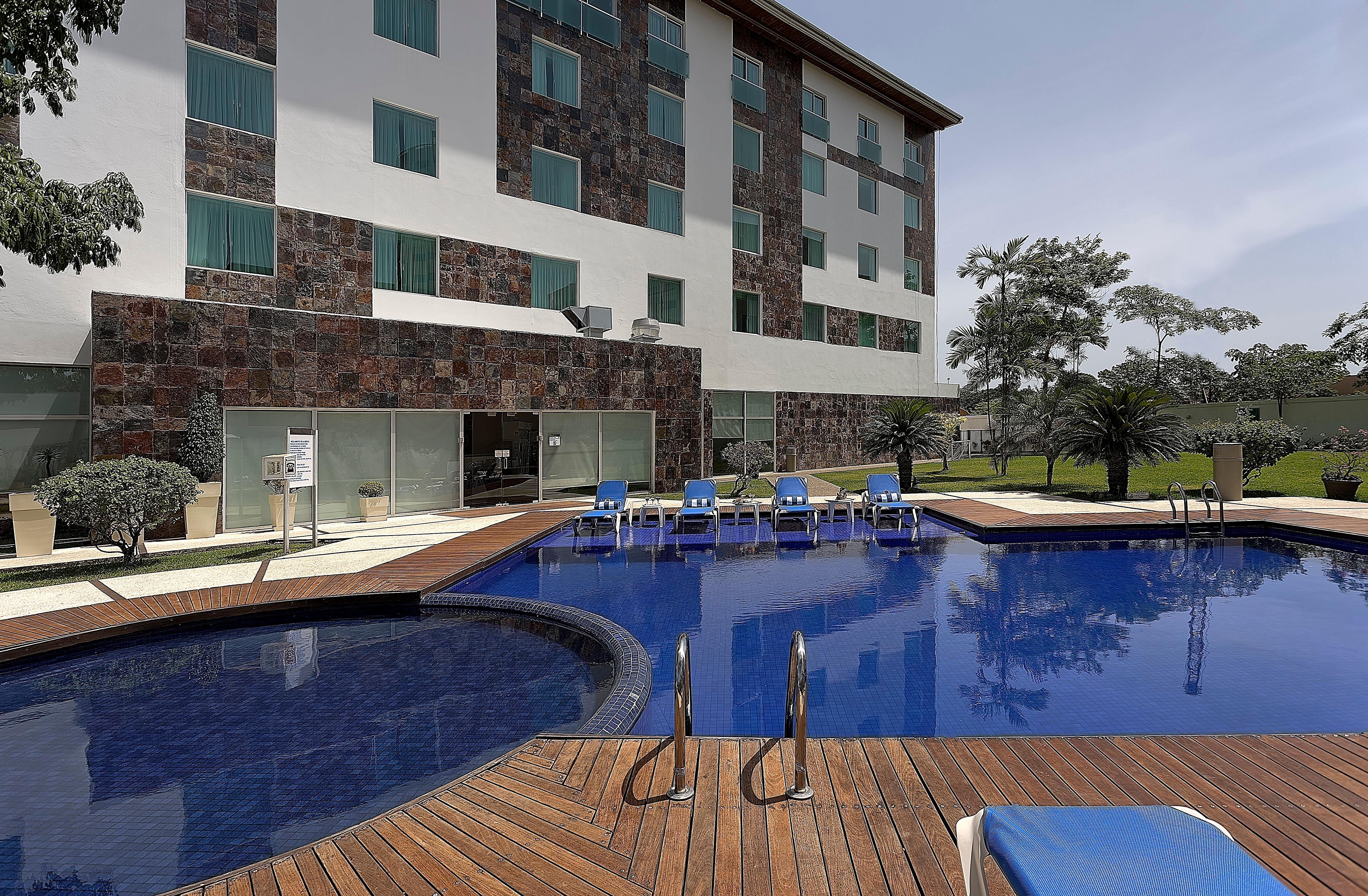 Holiday Inn Express Villahermosa By Ihg Экстерьер фото