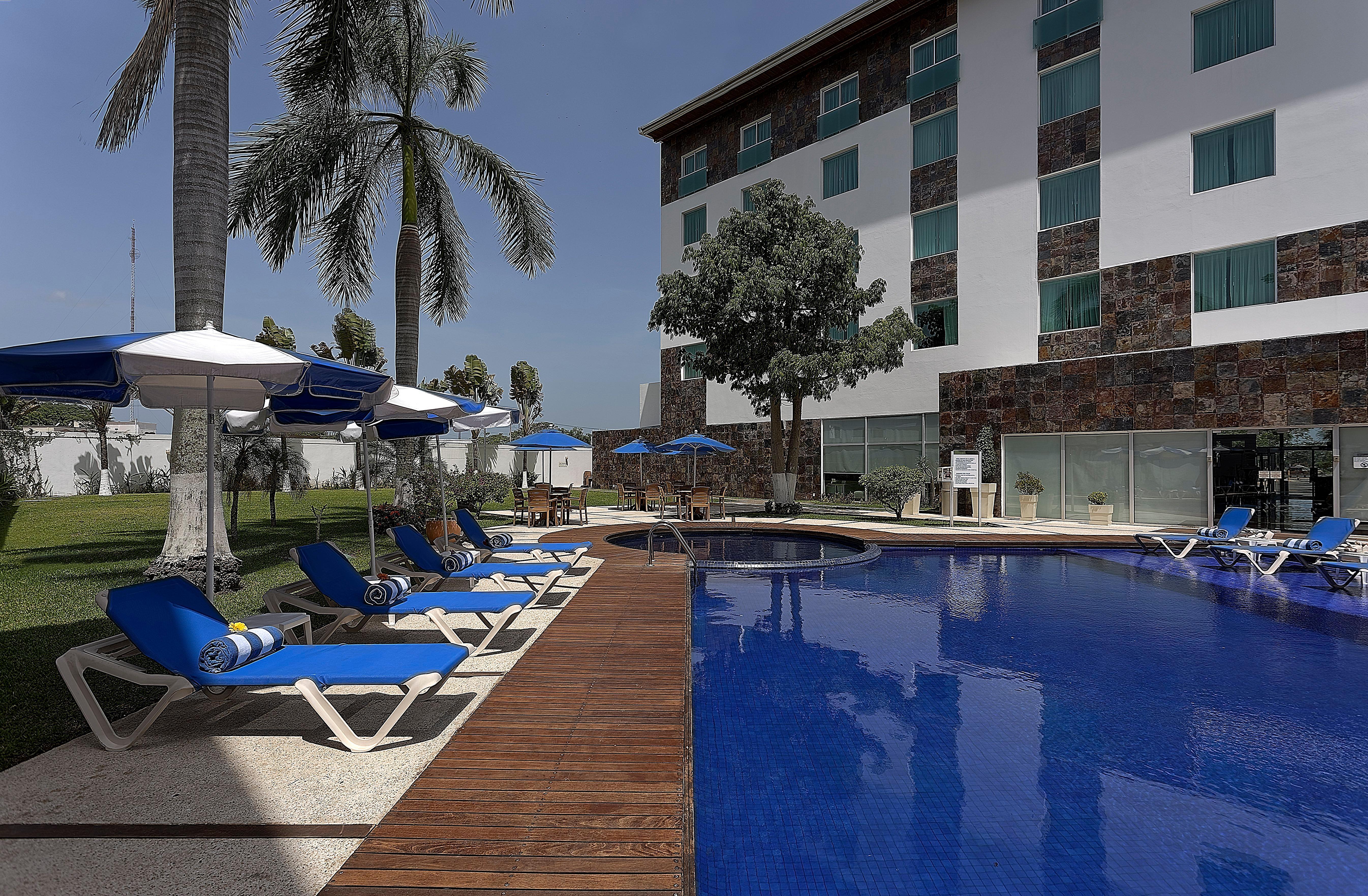 Holiday Inn Express Villahermosa By Ihg Экстерьер фото
